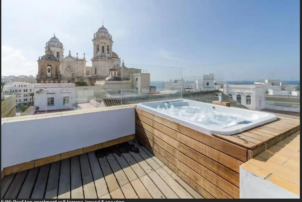 Apartamento ***** Attic With Impressive Views And Jacuzzi Cádiz España